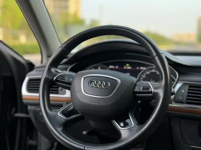 Audi A6L 2018 30th Anniversary Edition 30 FSI Fashion Model — миниатюра 8
