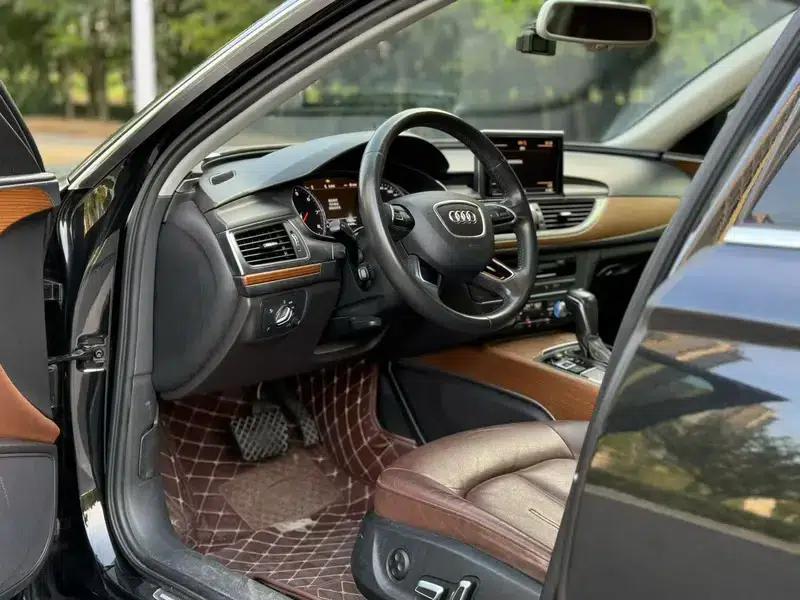 Audi A6L 2018 30th Anniversary Edition 30 FSI Fashion Model — миниатюра 9