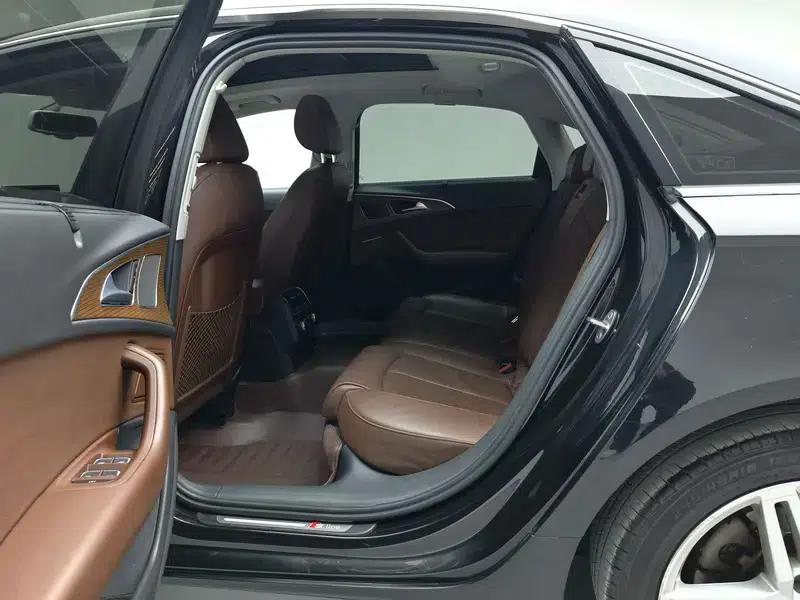 Audi A6L 2018 30th Anniversary Edition 30 FSI Fashion Model — миниатюра 18