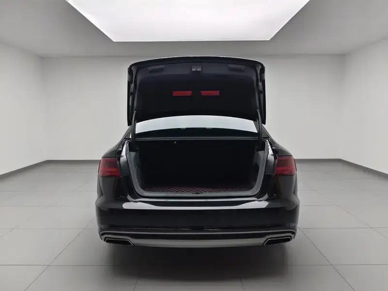 Audi A6L 2018 30th Anniversary Edition 30 FSI Fashion Model — миниатюра 20