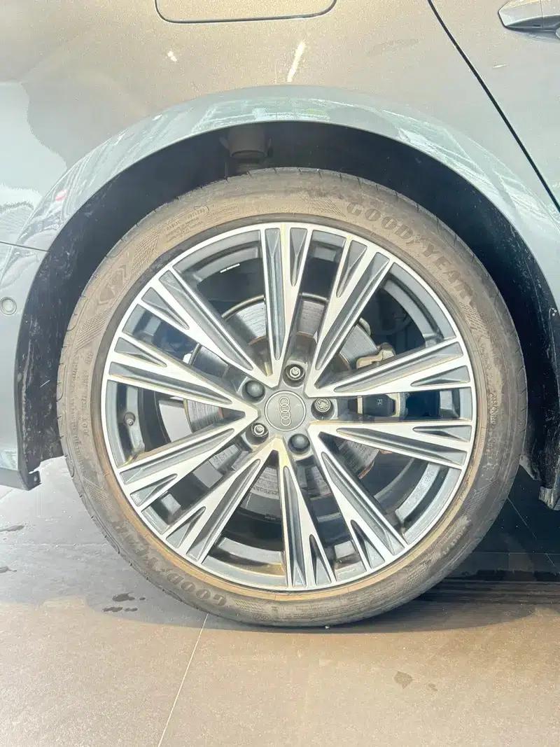 Audi A6L 2021 55 TFSI quattro Premium Dynamic Edition — миниатюра 6