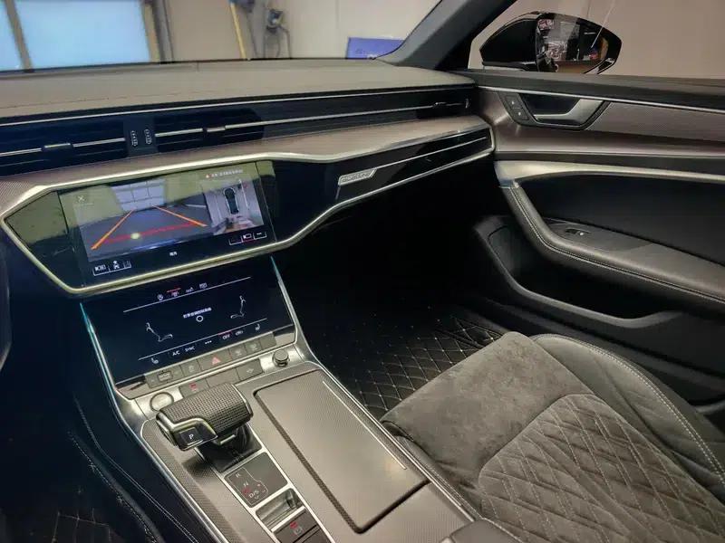 Audi A6L 2020 55 TFSI quattro Premium Dynamic Edition — миниатюра 13