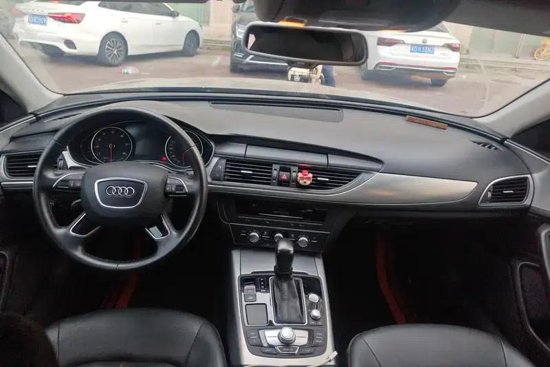 Audi A6L 2018 30th Anniversary Edition 35 TFSI Fashion Model — миниатюра 12