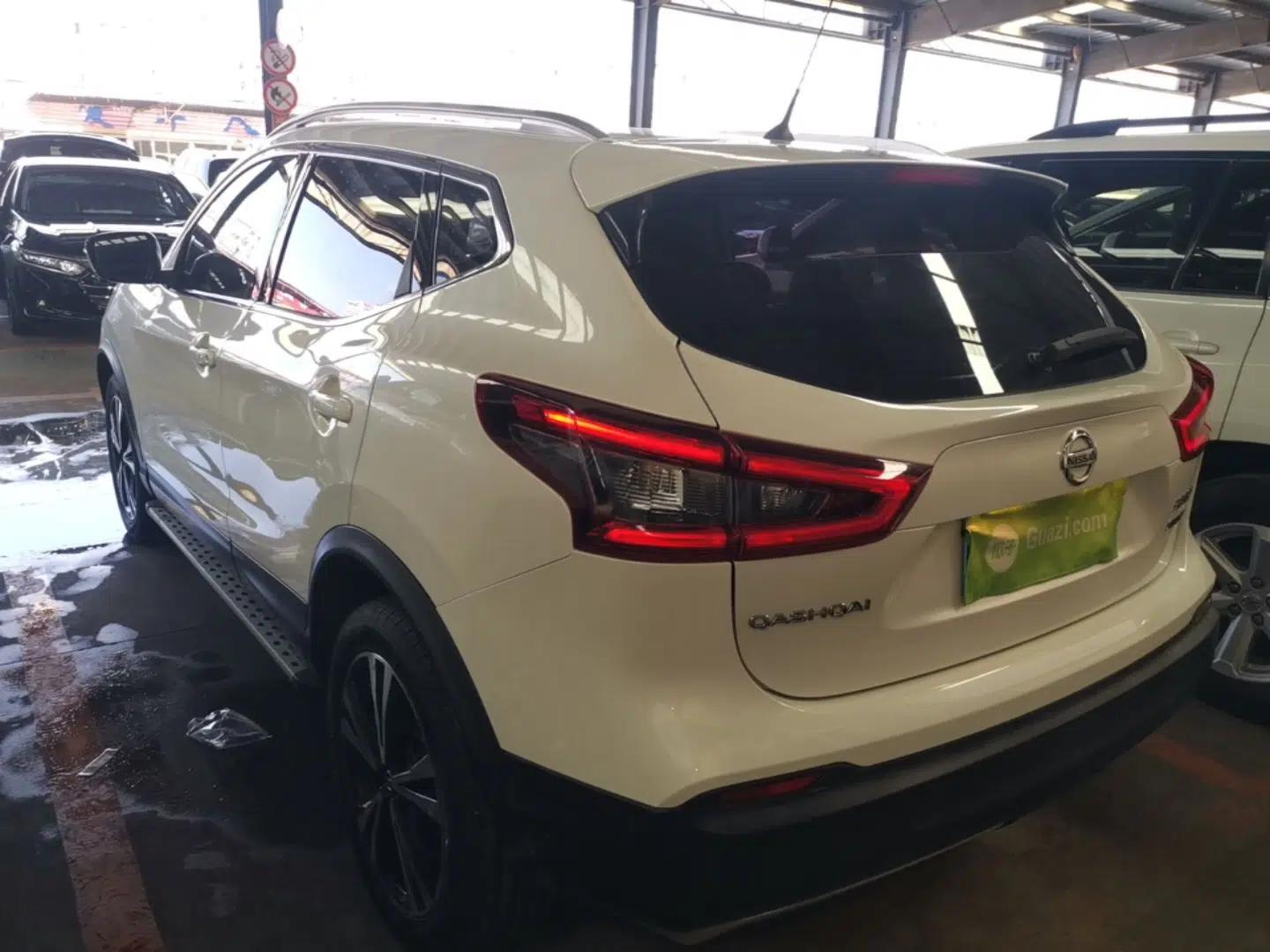 Nissan Qashqai 2019 2.0L CVT Luxury Edition — миниатюра 4