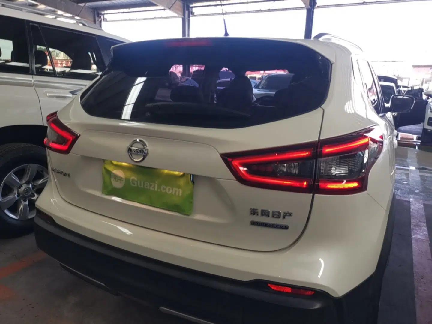 Nissan Qashqai 2019 2.0L CVT Luxury Edition — миниатюра 5