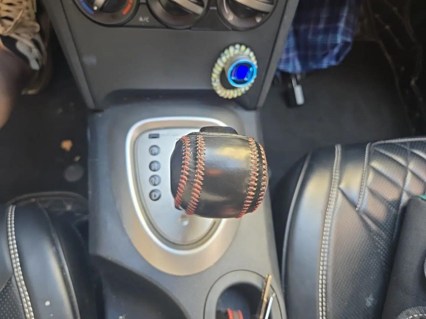 Nissan Qashqai 2011 2.0 XL Fire CVT 2WD — миниатюра 14