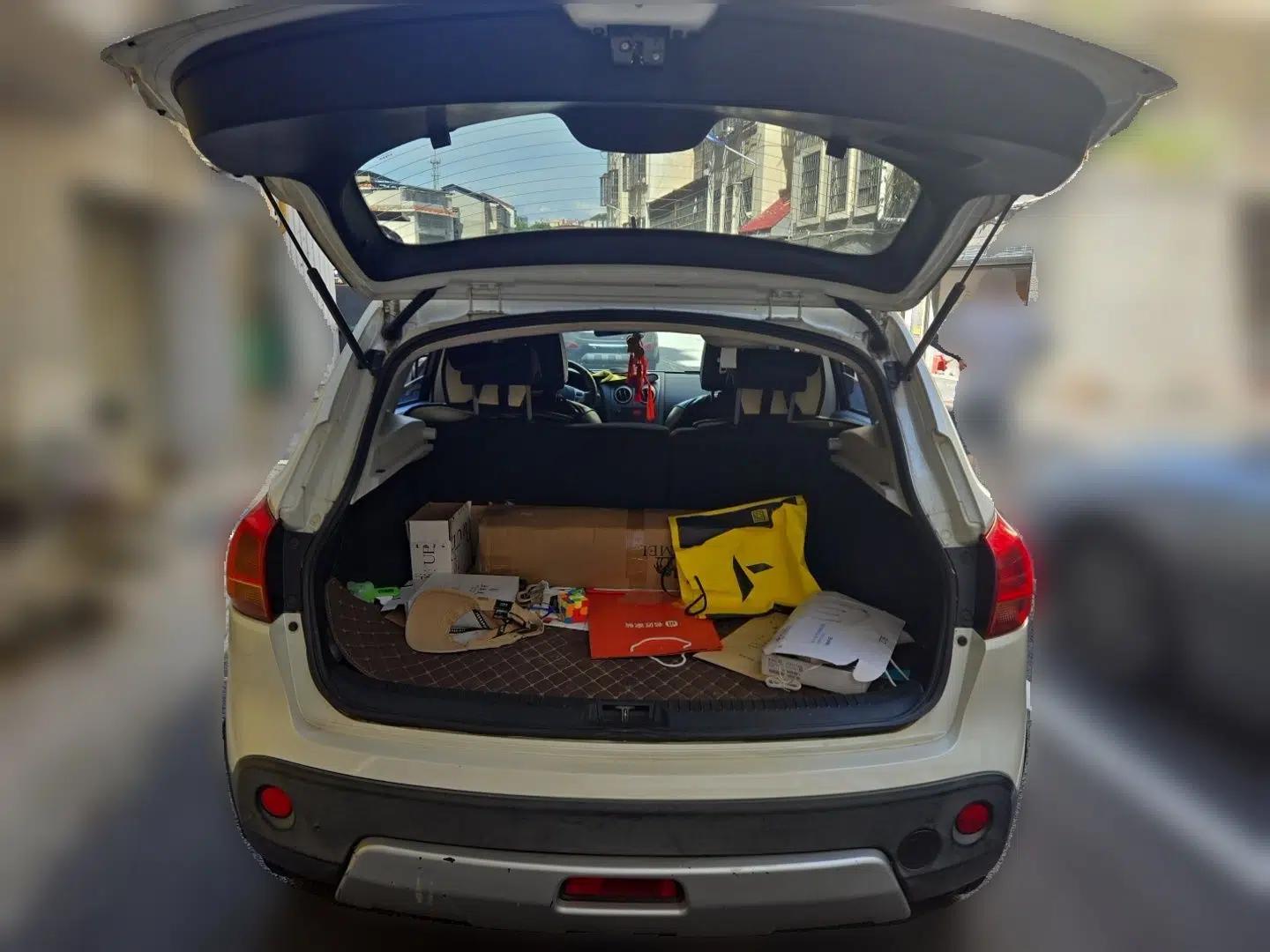 Nissan Qashqai 2011 2.0 XL Fire CVT 2WD — миниатюра 19