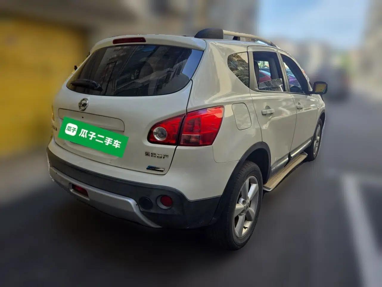 Nissan Qashqai 2011 2.0 XL Fire CVT 2WD — миниатюра 6