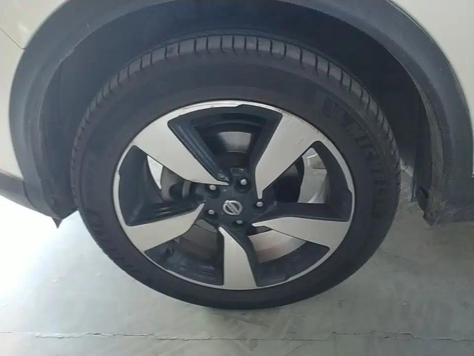 Nissan Qashqai 2017 2.0L CVT Smart Enjoyment Version China V Standard — миниатюра 10