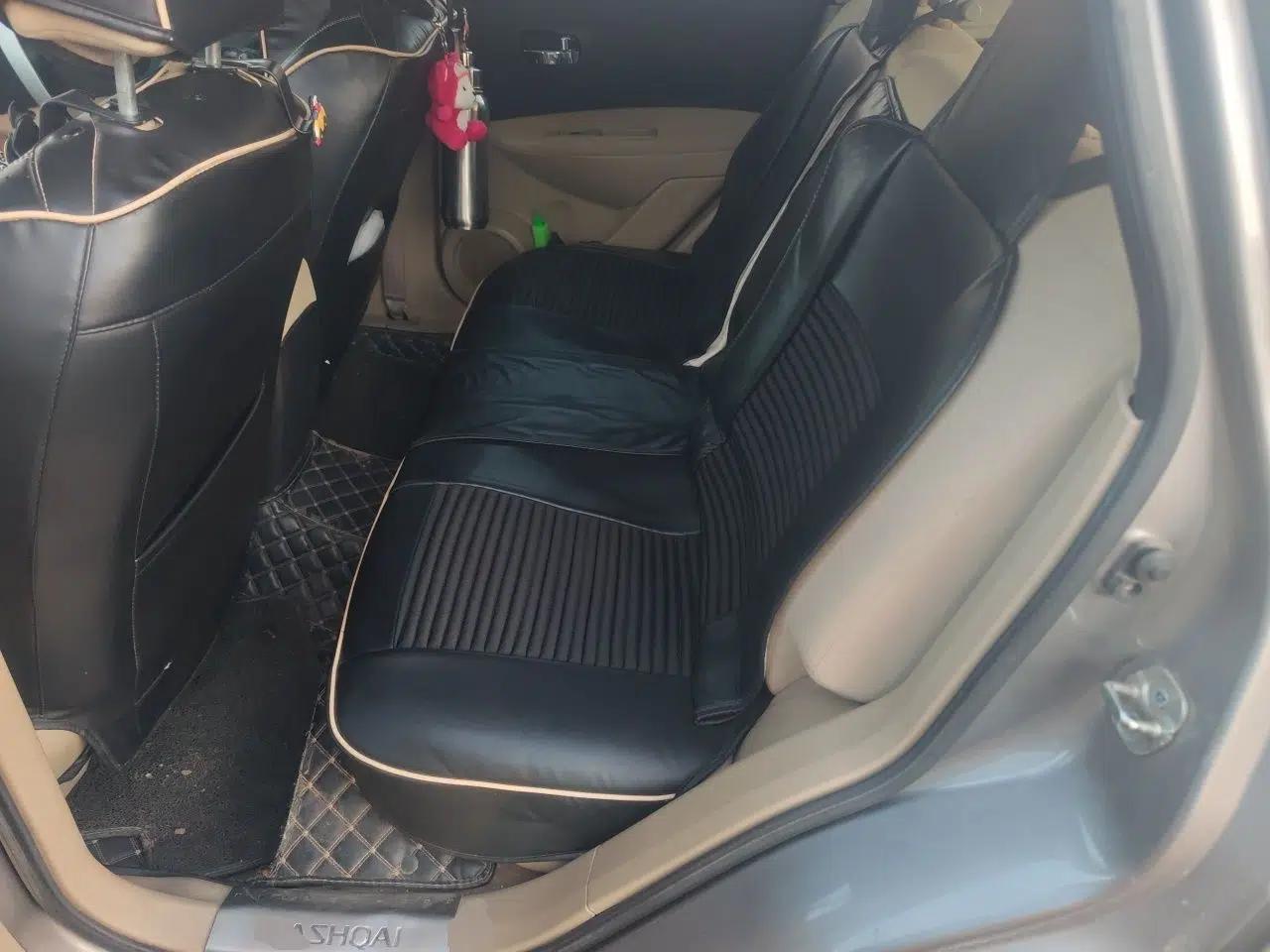 Nissan Qashqai 2012 2.0 XL Fire CVT 2WD — миниатюра 17