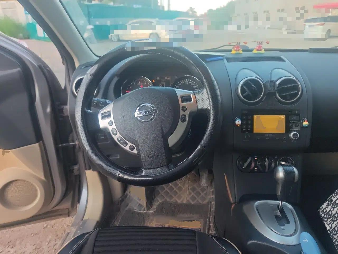 Nissan Qashqai 2012 2.0 XL Fire CVT 2WD — миниатюра 10