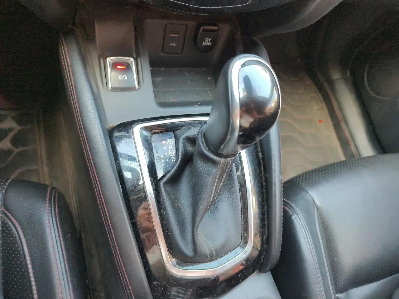 Nissan Qashqai 2021 2.0L CVT Luxury Edition — миниатюра 14