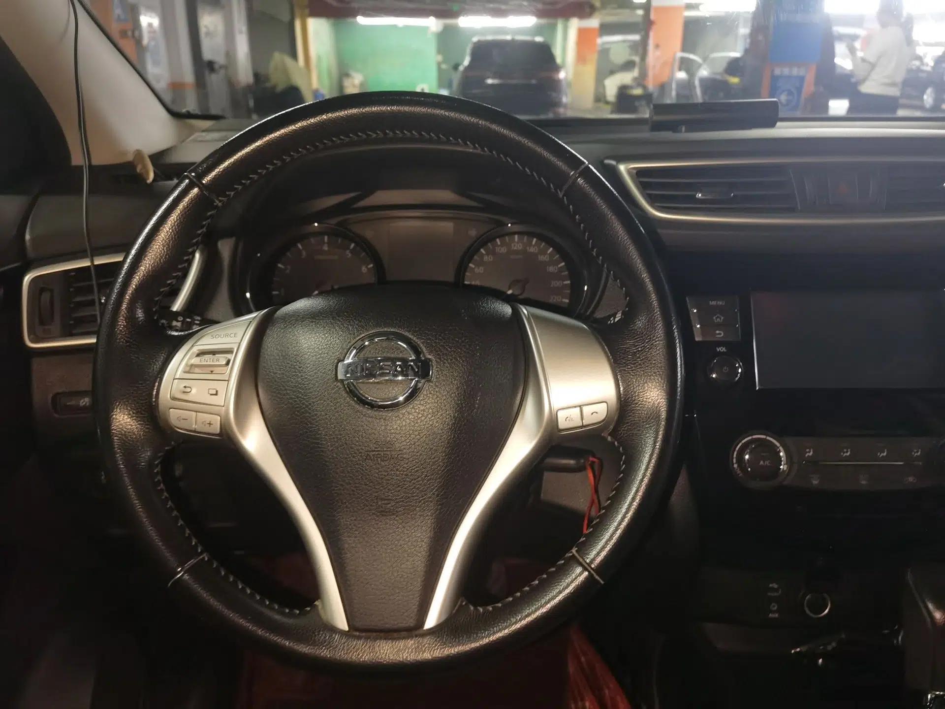 Nissan Qashqai 2017 2.0L CVT Smart Enjoyment Version China VI Standard — миниатюра 10