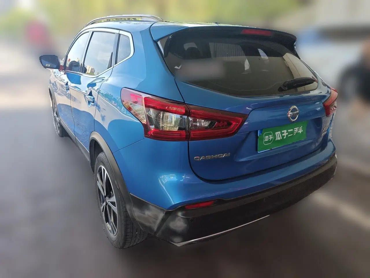 Nissan Qashqai 2019 2.0L CVT Luxury Edition — миниатюра 4