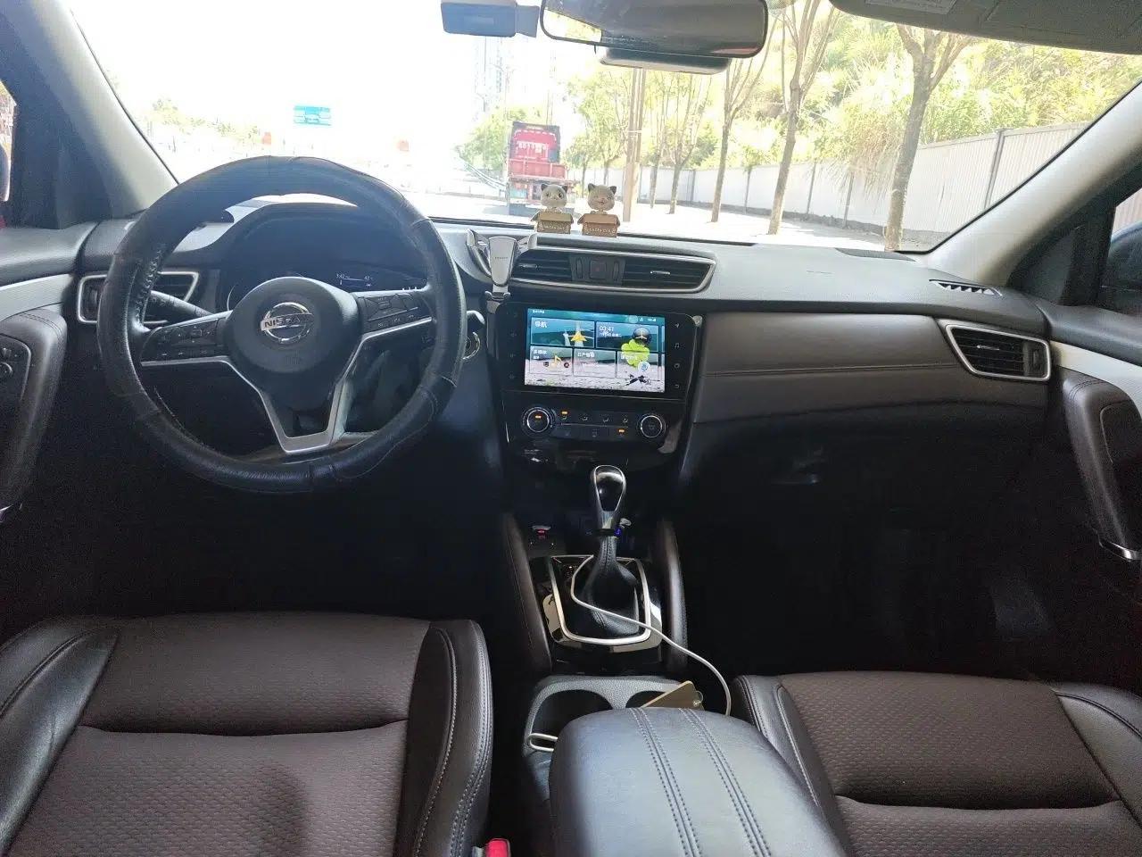 Nissan Qashqai 2019 2.0L CVT Luxury Edition — миниатюра 9