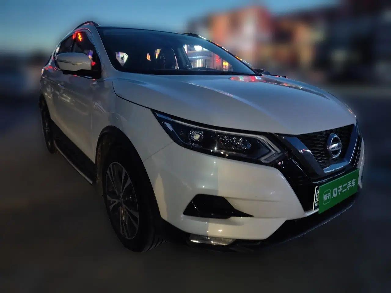 Nissan Qashqai 2019 2.0L CVT Luxury Edition — миниатюра 3