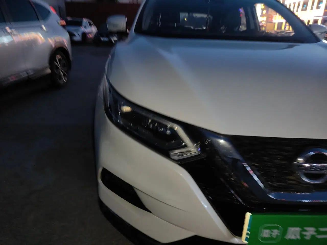 Nissan Qashqai 2019 2.0L CVT Luxury Edition — миниатюра 7