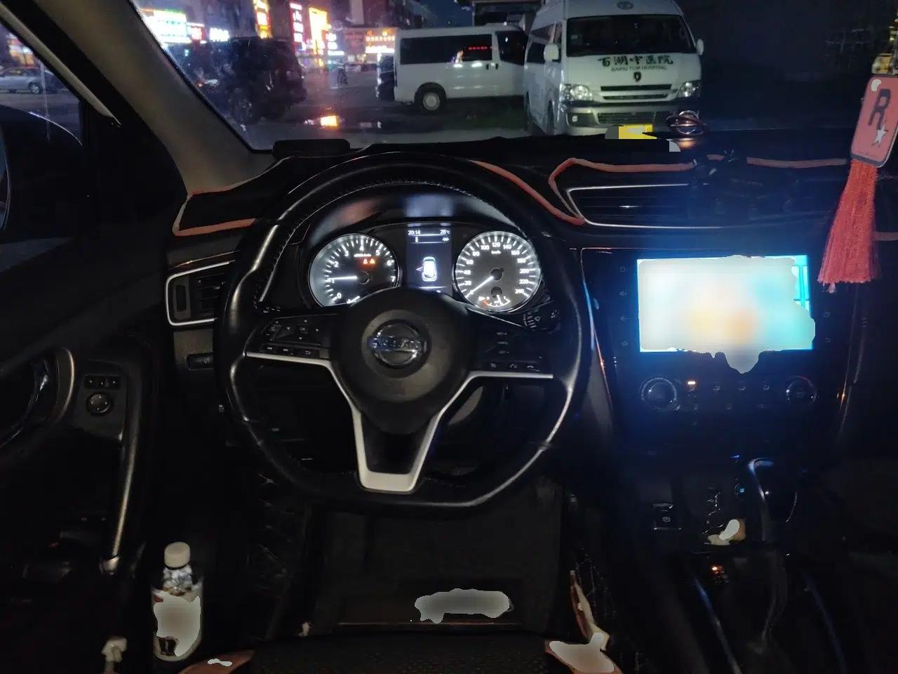 Nissan Qashqai 2019 2.0L CVT Luxury Edition — миниатюра 10