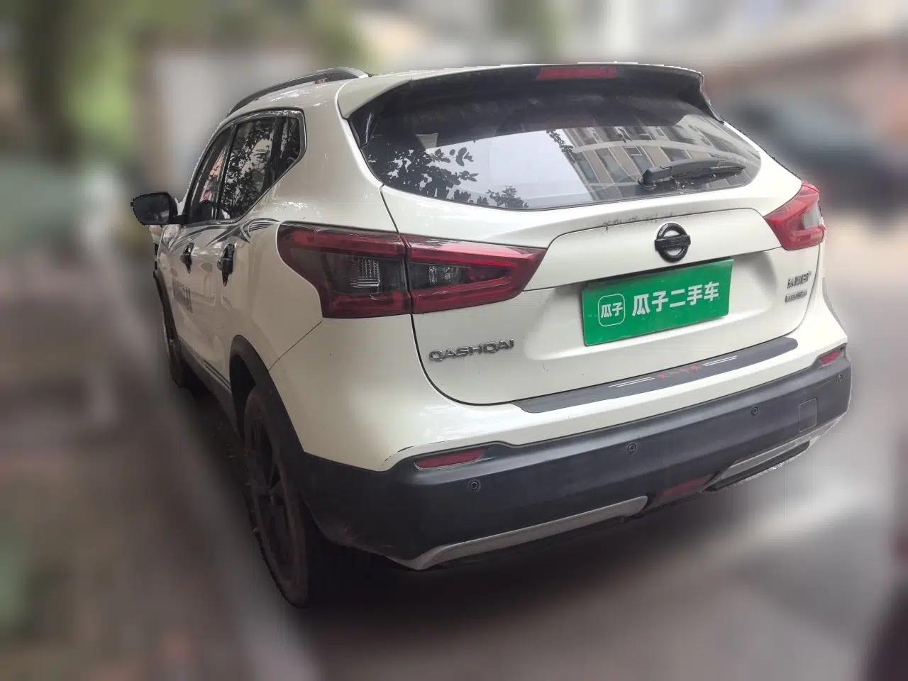 Nissan Qashqai 2019 2.0L CVT Luxury Edition — миниатюра 4
