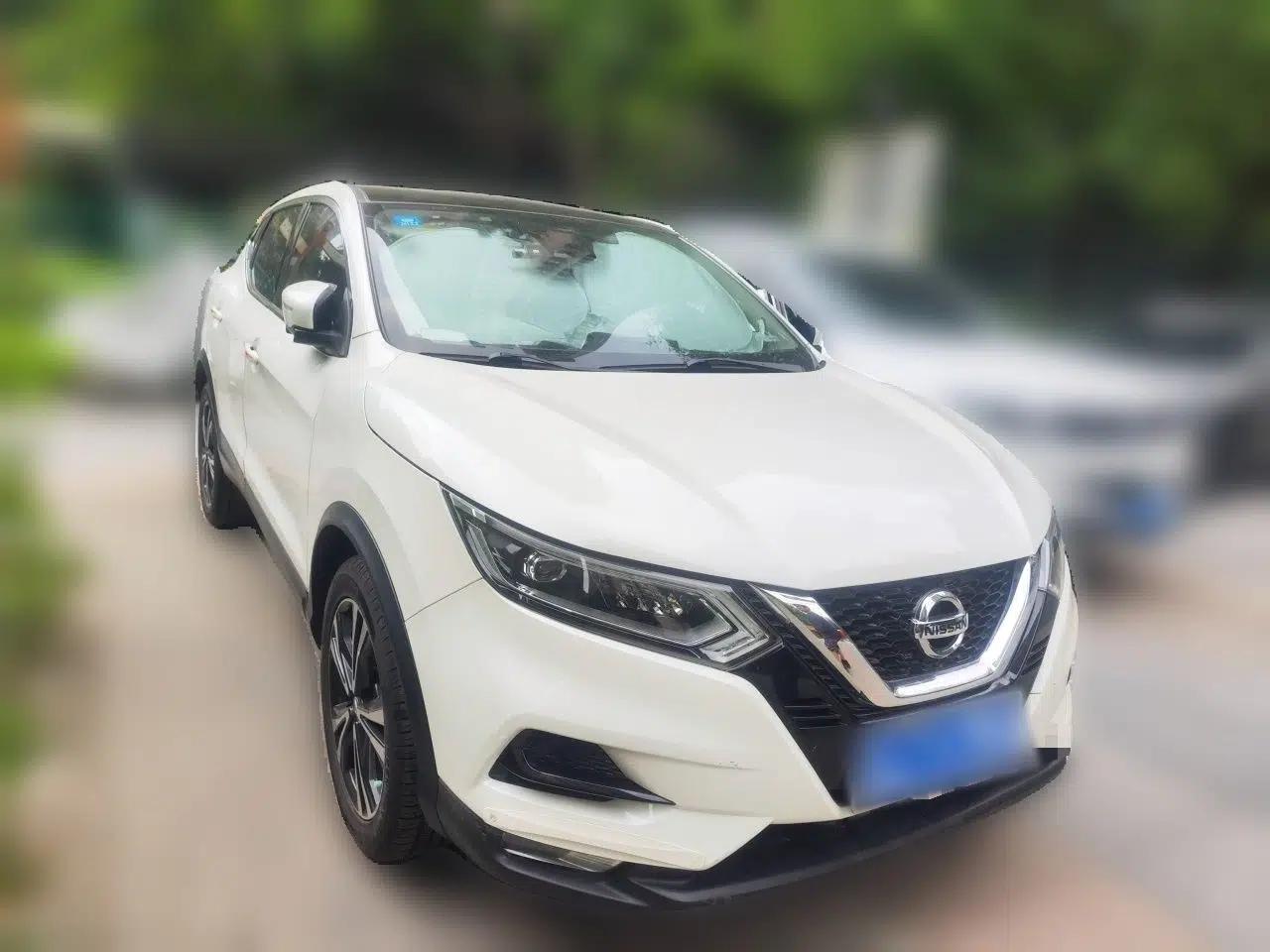 Nissan Qashqai 2019 2.0L CVT Luxury Edition — миниатюра 3