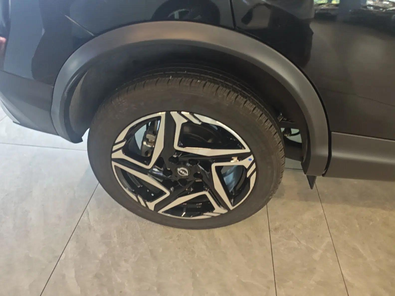 Nissan Qashqai 2025 Facelifted Honor 2.0L CVT XV+ Leading Edition — миниатюра 11