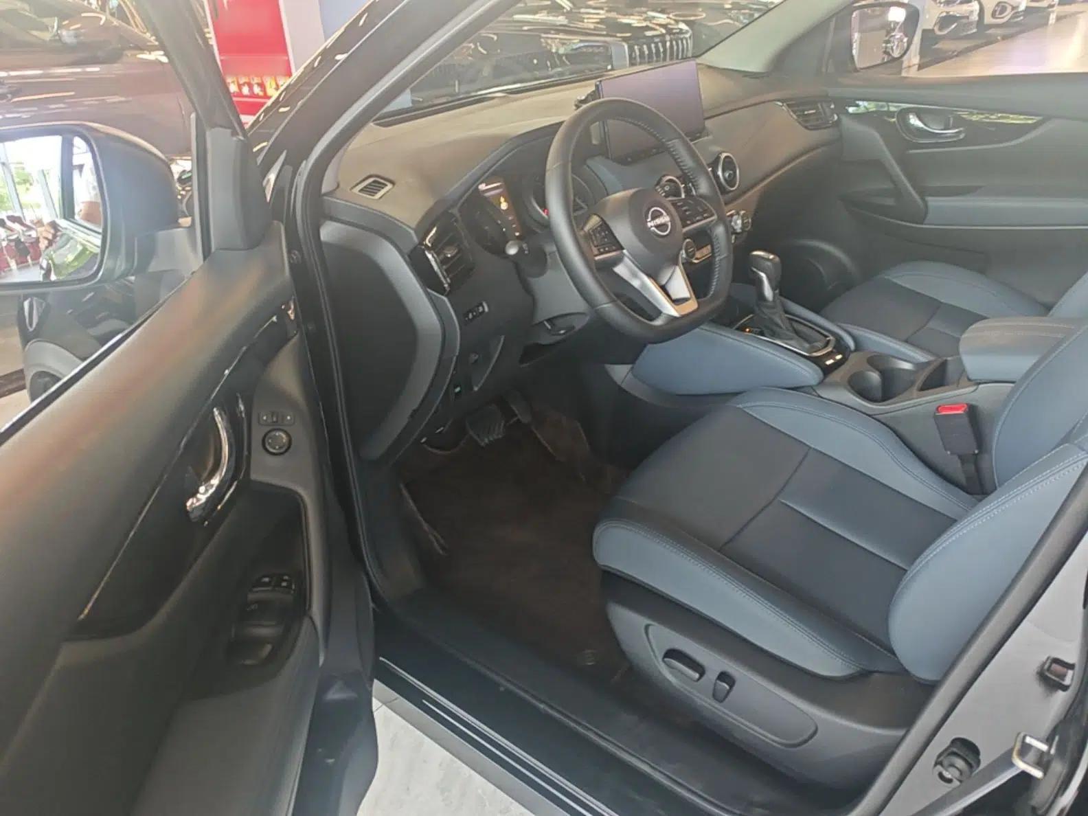 Nissan Qashqai 2025 Facelifted Honor 2.0L CVT XV+ Leading Edition — миниатюра 18