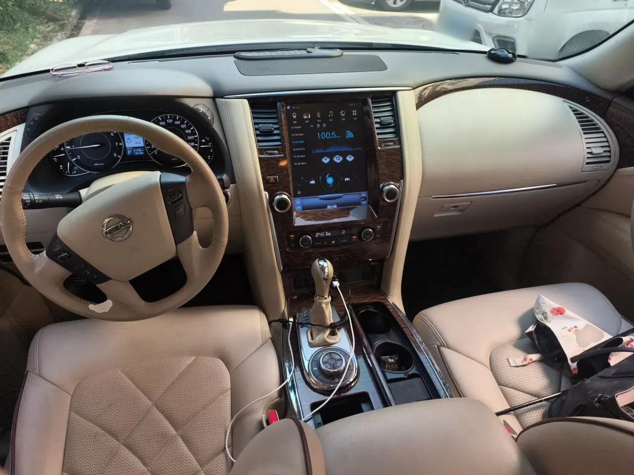 Nissan Patrol 2017 4.0L XE Middle East Version — миниатюра 9