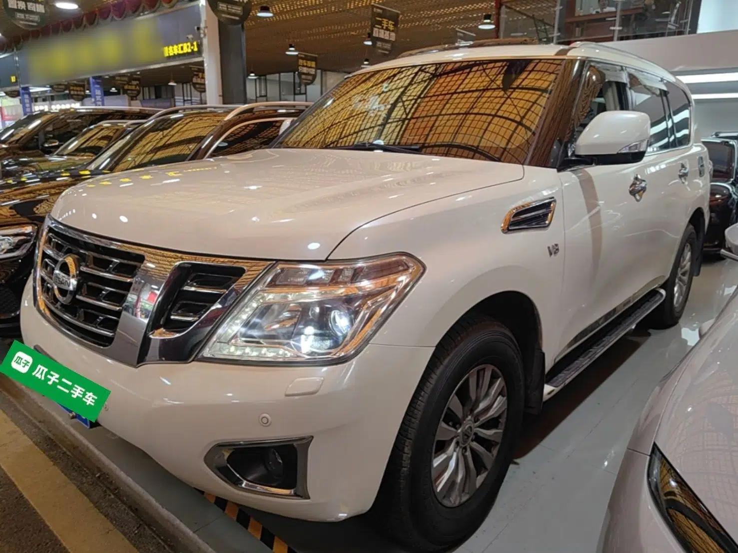 Nissan Patrol 2017 5.6L Standard Edition — миниатюра 1
