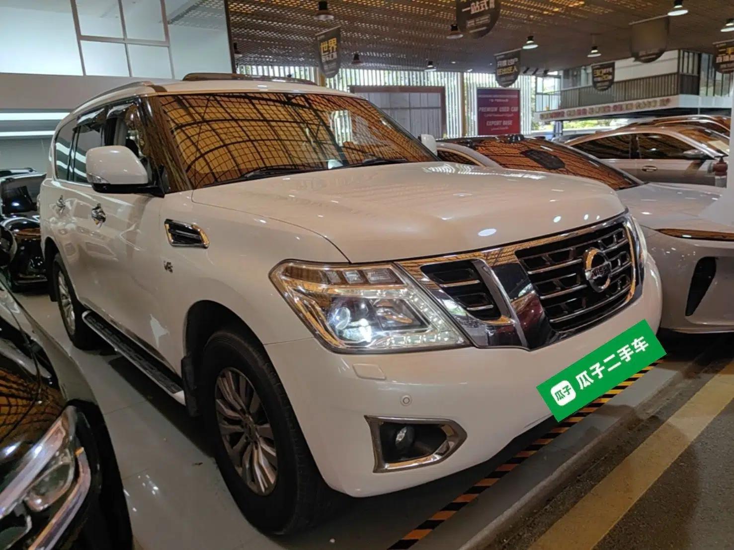 Nissan Patrol 2017 5.6L Standard Edition — миниатюра 3