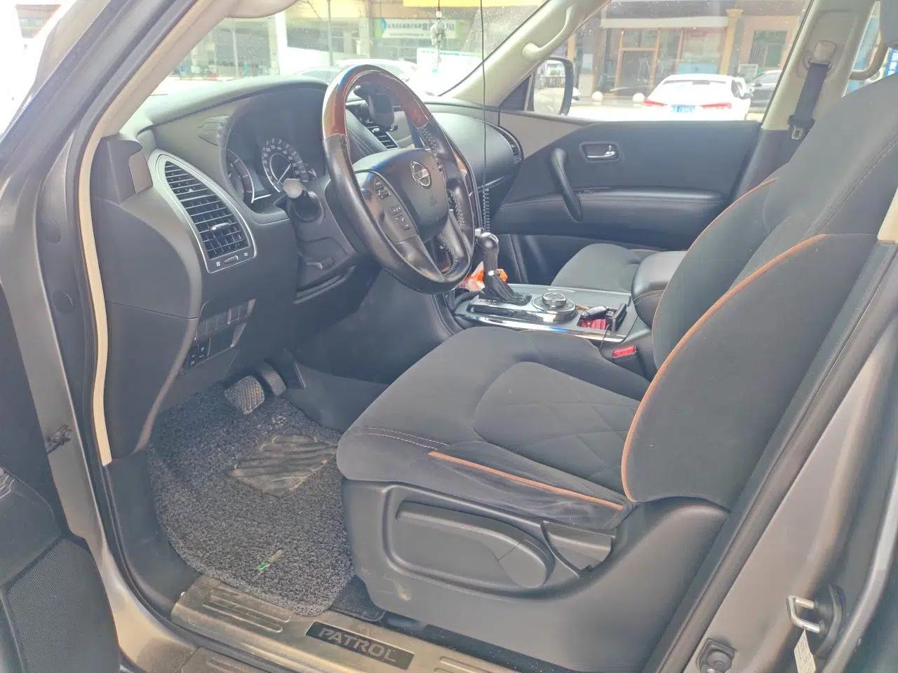 Nissan Patrol (Parallel Import) 2016 Nissan Patrol 5.6L U.S.-spec 7-seater — миниатюра 15
