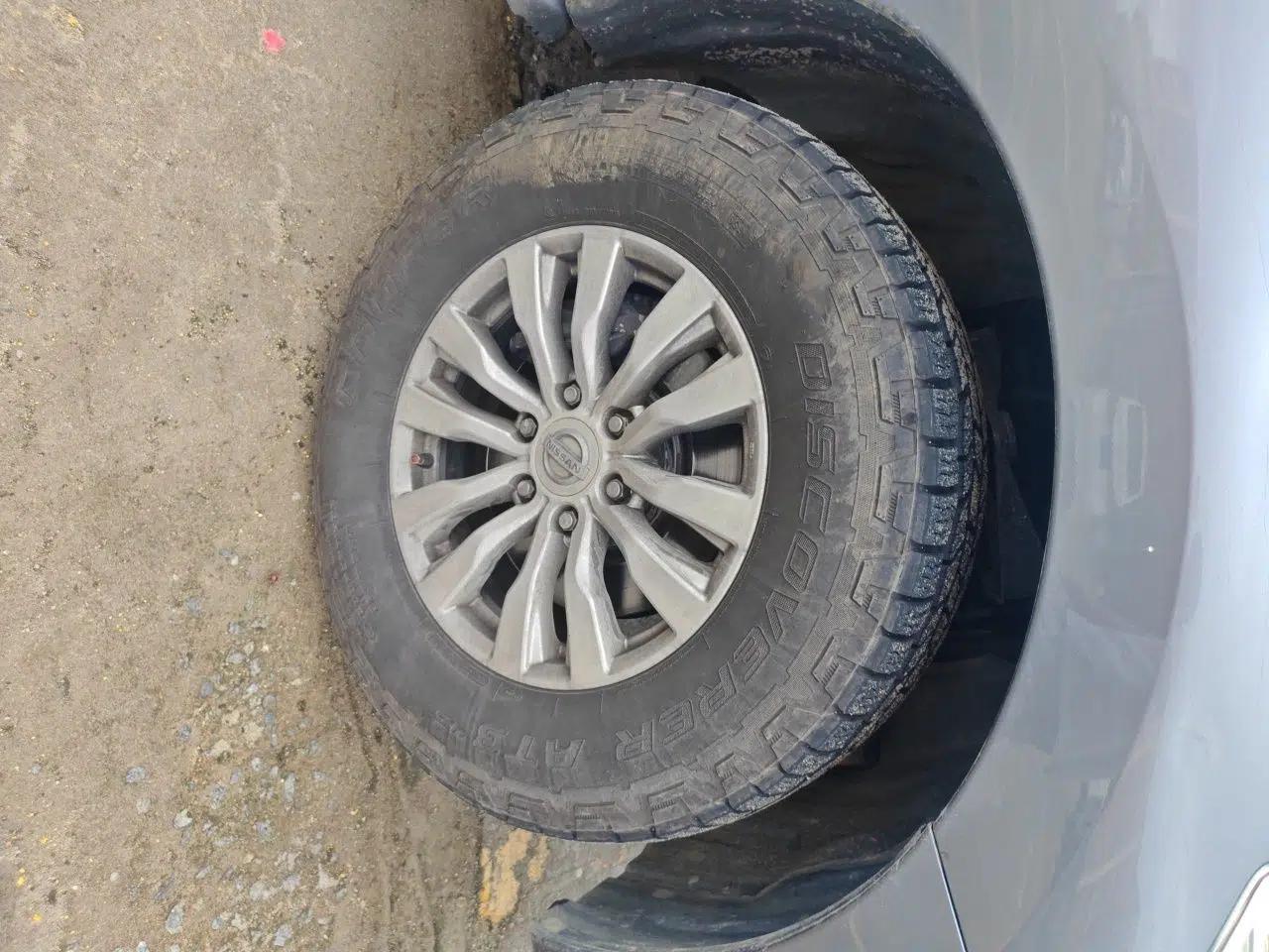 Nissan Patrol (Parallel Import) 2016 Nissan Patrol 5.6L U.S.-spec 7-seater — миниатюра 8