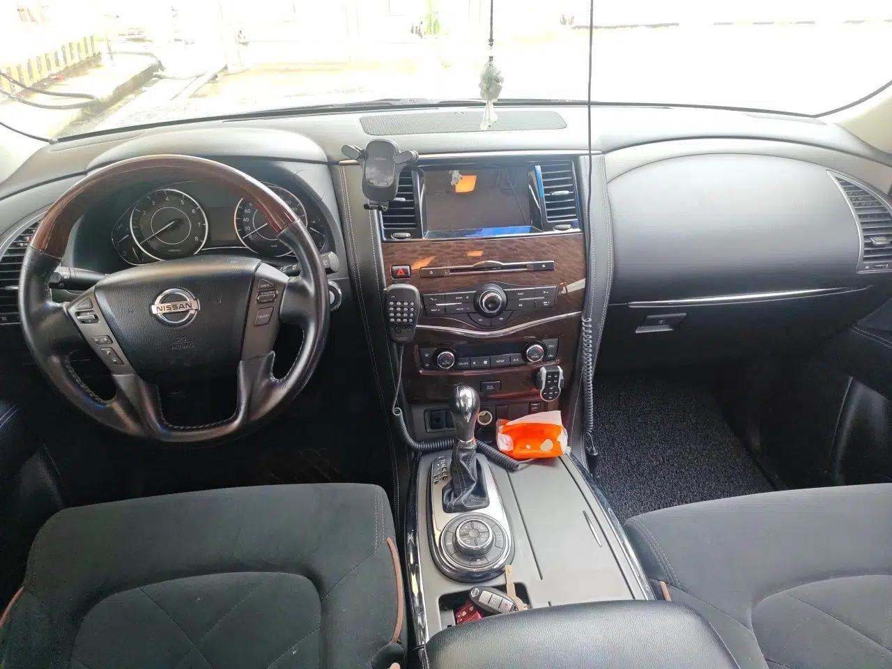Nissan Patrol (Parallel Import) 2016 Nissan Patrol 5.6L U.S.-spec 7-seater — миниатюра 9