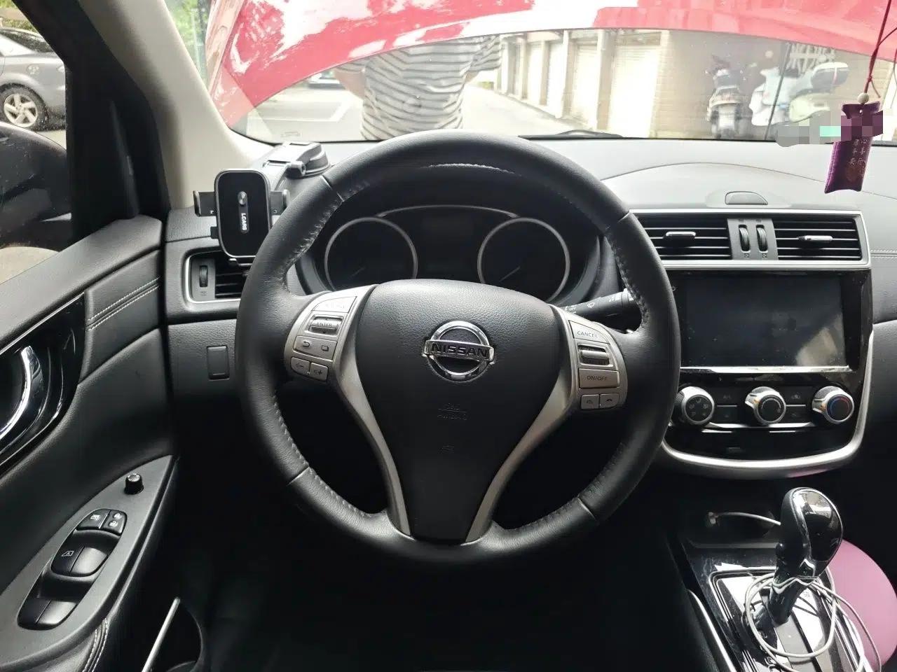 Nissan Tiida 2021 1.6L CVT Smart Drive Edition — миниатюра 10