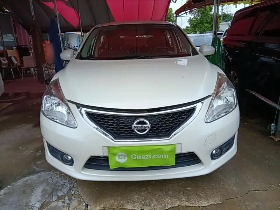 Nissan Tiida 2014 1.6L CVT Cool Cafe Edition — миниатюра 2