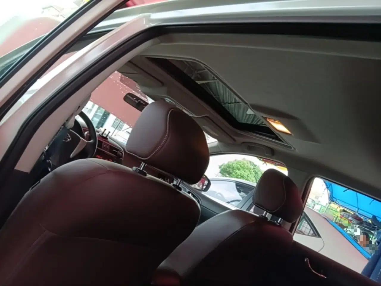 Nissan Tiida 2014 1.6L CVT Cool Cafe Edition — миниатюра 21