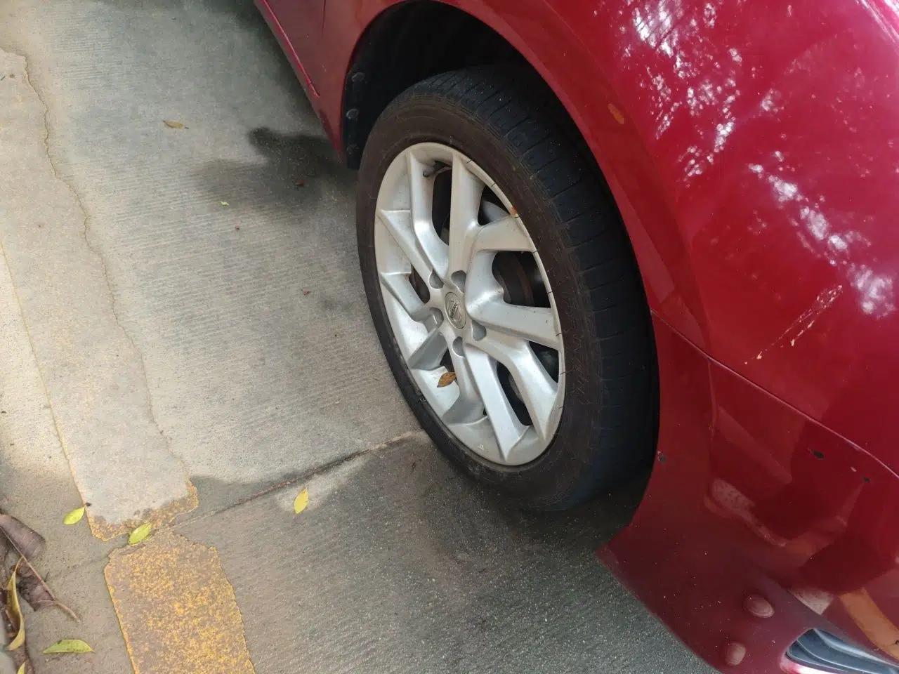 Nissan Tiida 2011 1.6T Manual Xuan Dong Edition — миниатюра 8