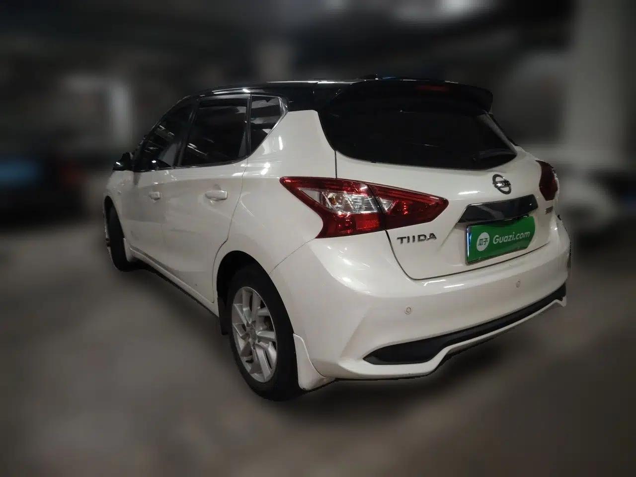 Nissan Tiida 2021 1.6L CVT Cool Edition — миниатюра 4