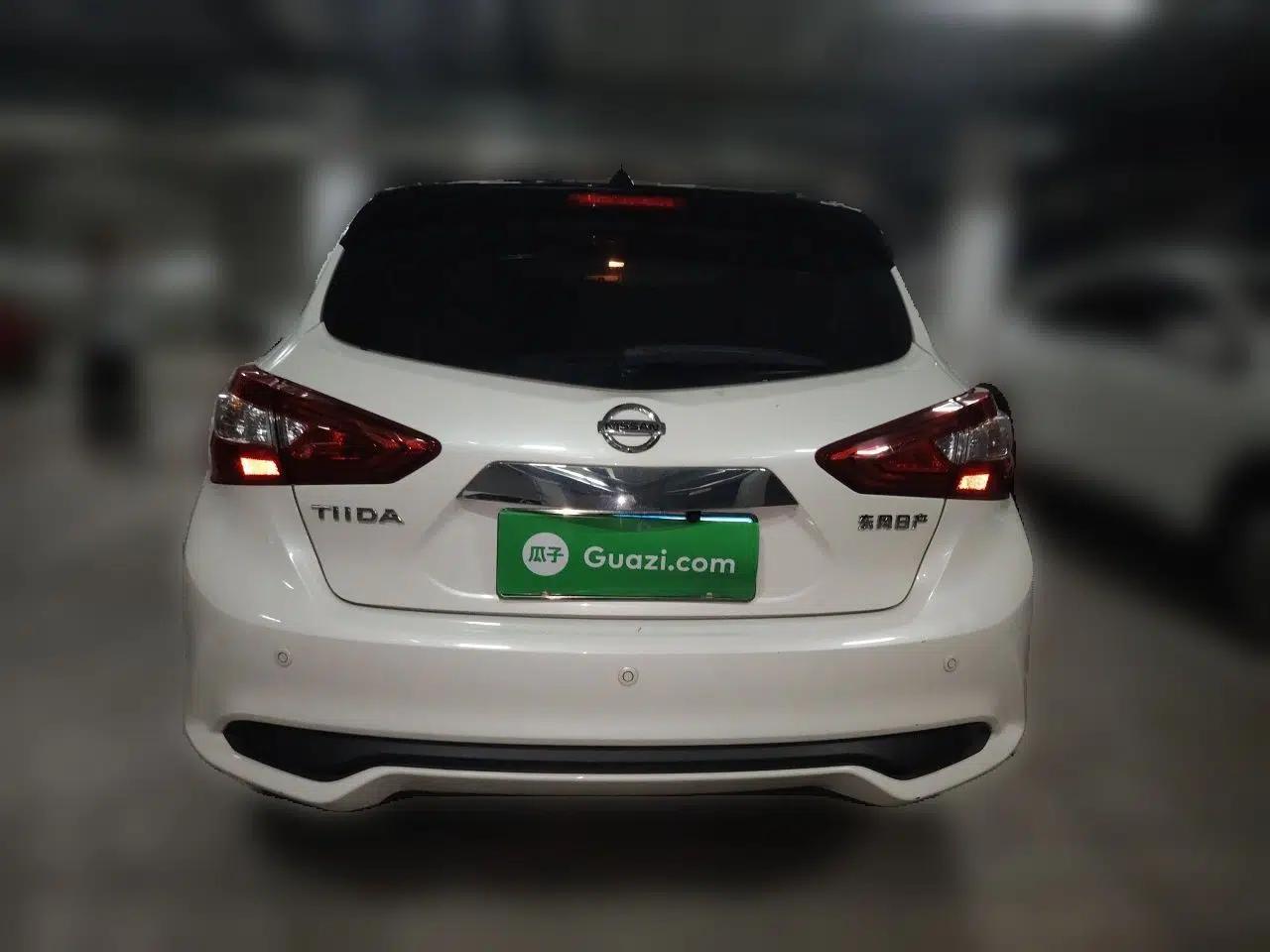 Nissan Tiida 2021 1.6L CVT Cool Edition — миниатюра 5