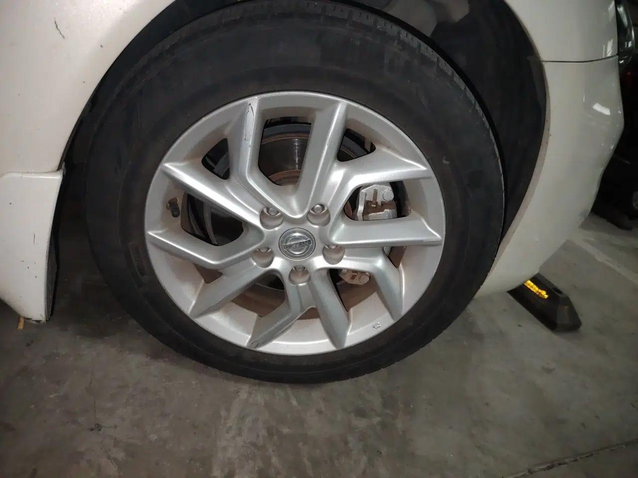 Nissan Tiida 2021 1.6L CVT Cool Edition — миниатюра 8