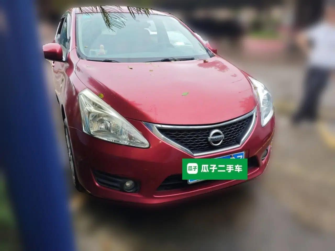 Nissan Tiida 2011 1.6L CVT Comfort Model — миниатюра 3