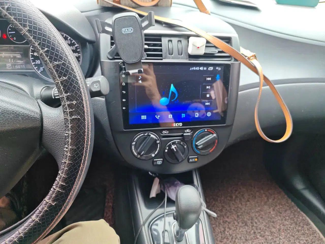 Nissan Tiida 2014 1.6L CVT Comfort Model — миниатюра 13