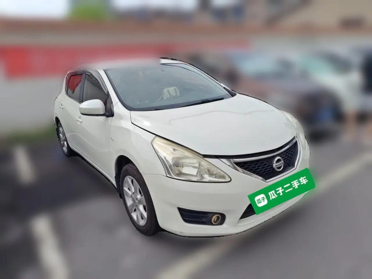 Nissan Tiida 2014 1.6L CVT Comfort Model — миниатюра 3