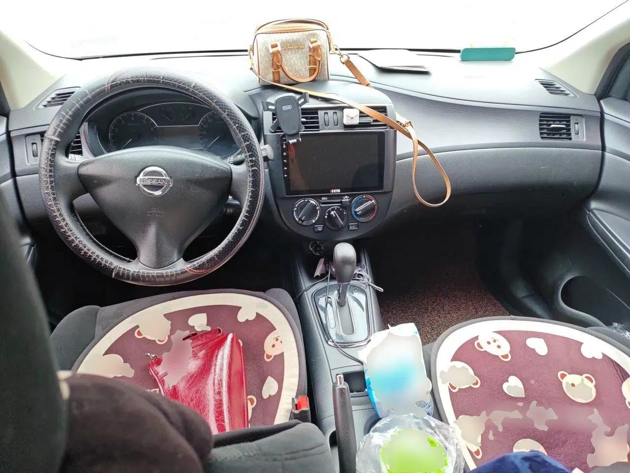 Nissan Tiida 2014 1.6L CVT Comfort Model — миниатюра 9