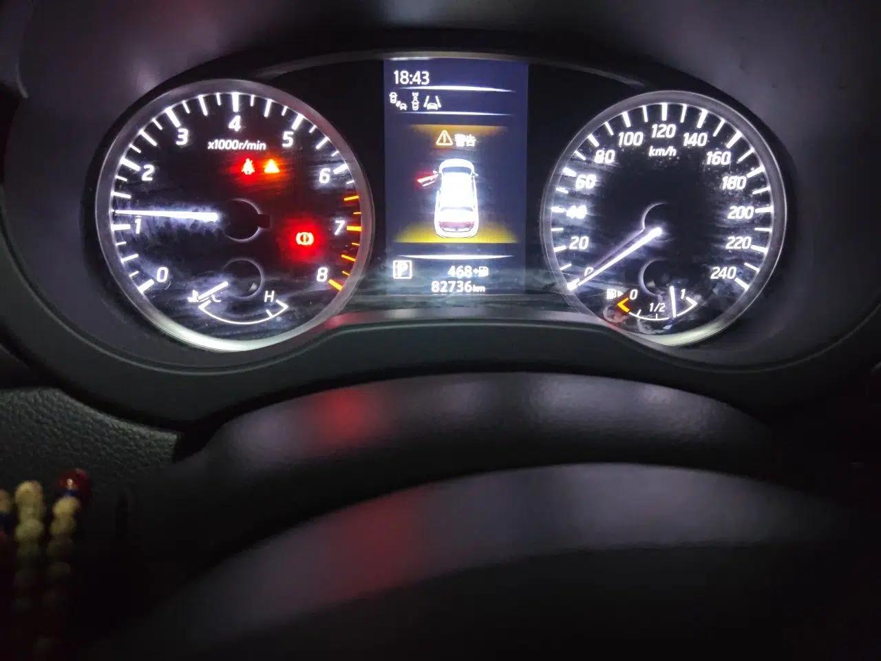 Nissan Tiida 2021 1.6L CVT Smart Drive Edition — миниатюра 12