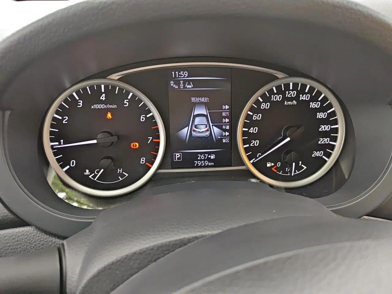 Nissan Tiida 2024 1.6L CVT Smart Drive Edition — миниатюра 11