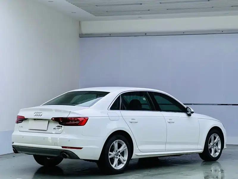 Audi A4L 2017 40 TFSI Fashion Edition — миниатюра 6