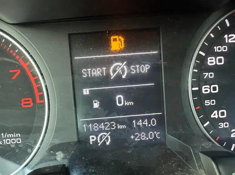 Audi A4L 2015 35 TFSI Automatic Standard Edition — миниатюра 8