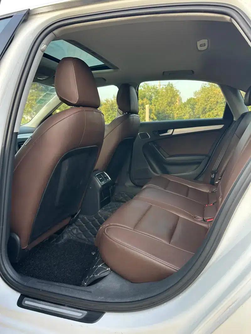 Audi A4L 2015 35 TFSI Automatic Standard Edition — миниатюра 10