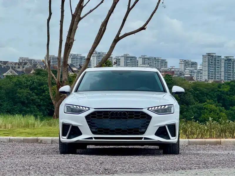 Audi A4L 2020 40 TFSI Fashion Dynamic Edition — миниатюра 2