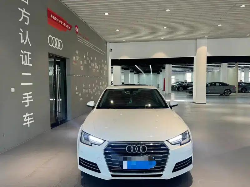 Audi A4L 2018 30th Anniversary Edition 40 TFSI Progressive — миниатюра 2